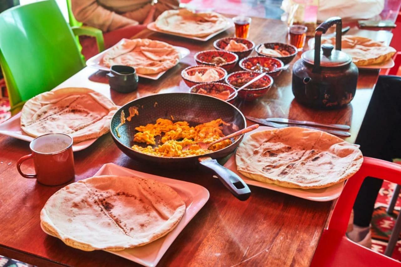 Bed and Breakfast Bedouin Pink Ecohouse Вади Муса Экстерьер фото